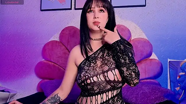 Snapshot of artemisa_aly chatting on June 9, 2026, 11:55 am artemisa aly online show from June 9, 2026, 11:55 am