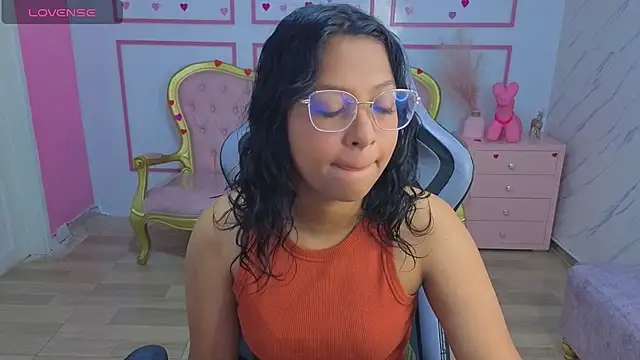 Kristen black T online show from April 23, 2026, 3:30 am