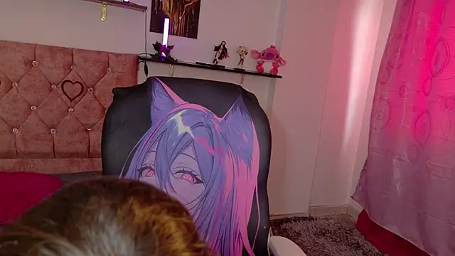 Miis Beella online show from April 20, 2026, 7:37 pm