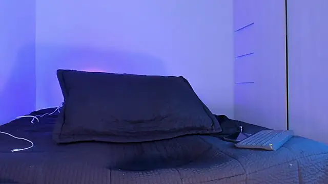 THADEO KING2 online show from April 16, 2026, 4:19 pm