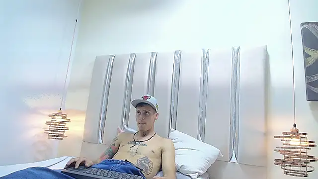 Ethan Wolfe online show from March 5, 2026, 5:58 am