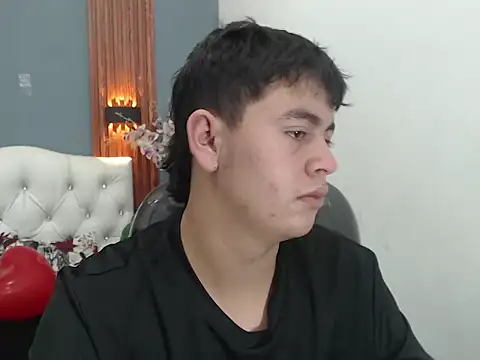 Thiago saenzz online show from March 1, 2026, 5:37 pm