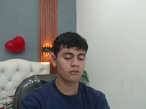 Thiago saenzz online show from March 6, 2026, 5:31 pm