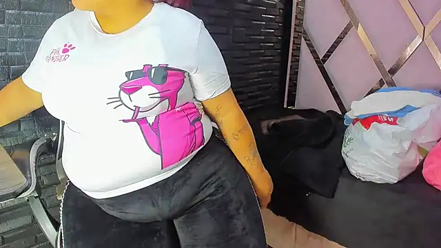 ScarlettSexRx online show from April 15, 2026, 2:13 pm