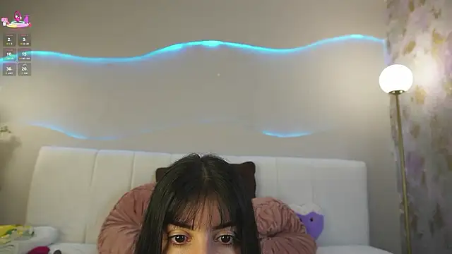 ValeryMoonx online show from March 4, 2026, 12:22 pm