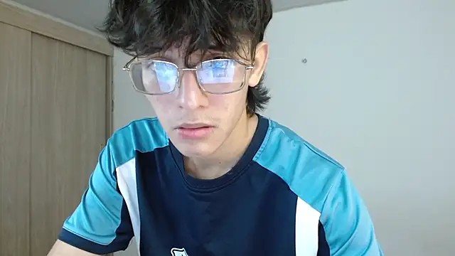 noah millerx online show from June 16, 2026, 10:12 pm