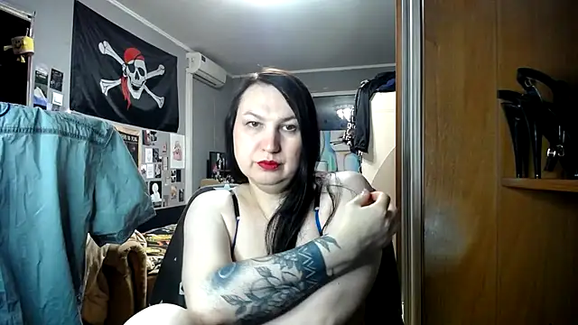 EvaBeautyXx online show from March 17, 2026, 7:06 pm