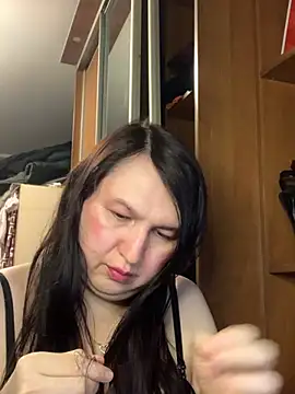 EvaBeautyXx online show from April 23, 2026, 12:12 am