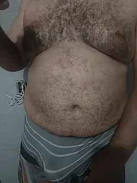 UrsoBissexualPauGrosso online show from April 16, 2026, 12:33 am