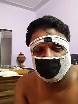 chandan19812 online show from May 5, 2026, 12:24 pm