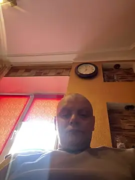 Alesio Alesio online show from March 1, 2026, 11:45 am