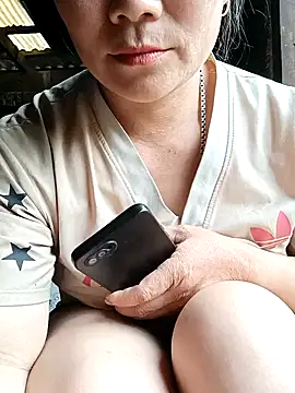 Lindxx-hot online show from April 13, 2026, 9:59 am