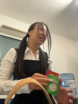 Bunny Lush online show from March 10, 2026, 4:50 am