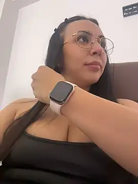 Bunny Lush online show from June 5, 2026, 6:52 am