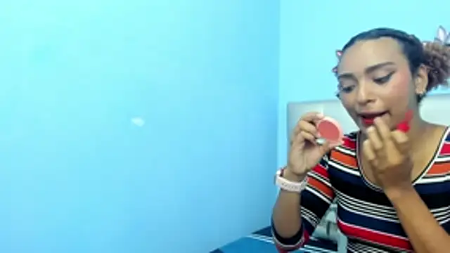 Saray sexylove online show from April 8, 2026, 11:32 am