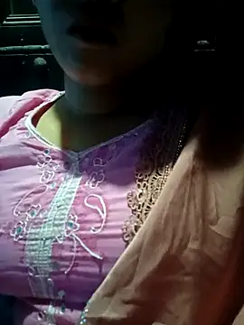 Snapshot of SumonaMoni chatting on April 8, 2026, 2:39 pm SumonaMoni online show from April 8, 2026, 2:39 pm