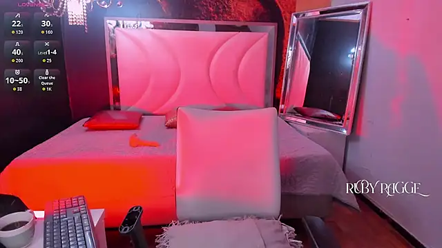 RubyRagge online show from March 19, 2026, 4:38 am