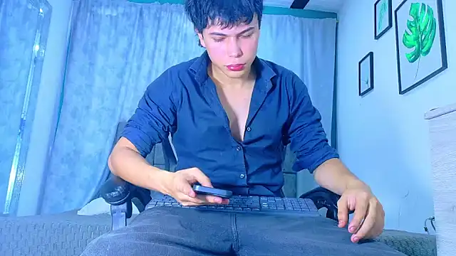 Snapshot of Dantekent chatting on May 25, 2026, 2:12 pm Dantekent online show from May 25, 2026, 2:12 pm