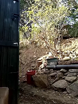 ginevere 20 online show from April 22, 2026, 8:43 pm