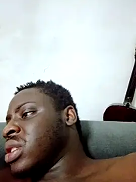 Il mercenario96 online show from July 15, 2026, 6:13 pm