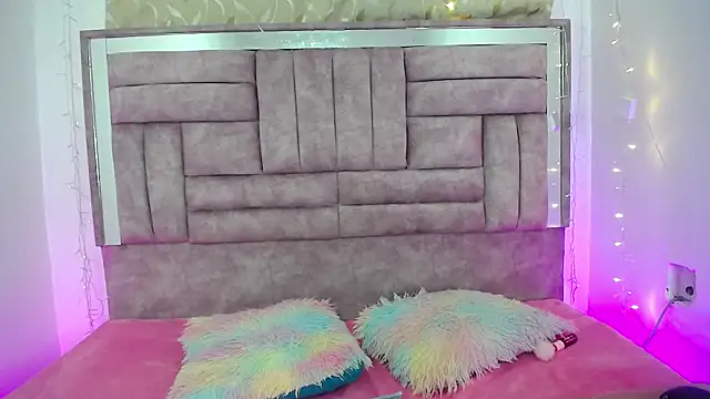 nara kitty online show from April 21, 2026, 5:14 am