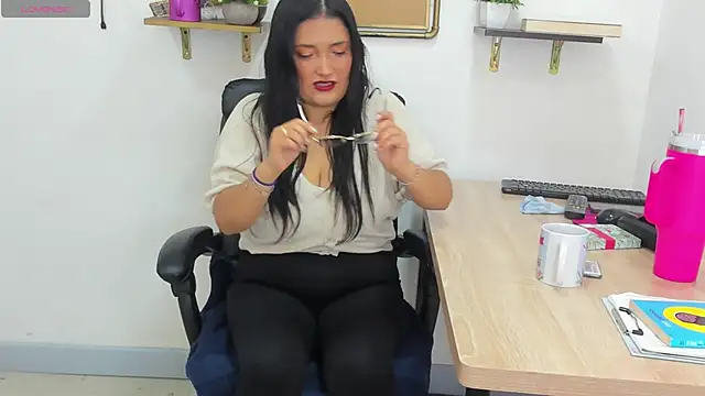 Stefy cg online show from April 2, 2026, 1:09 pm