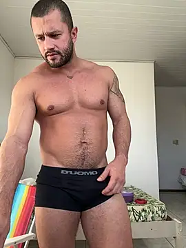 Snapshot of Romaninho chatting on May 27, 2026, 11:18 am Romaninho online show from May 27, 2026, 11:18 am