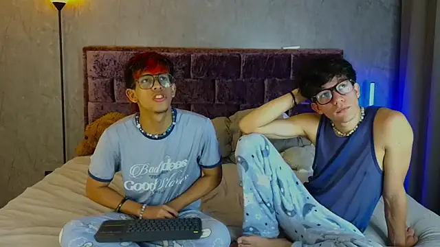 Bryan Santos z online show from April 26, 2026, 7:33 pm