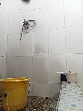 khoded333 online show from April 8, 2026, 12:32 am