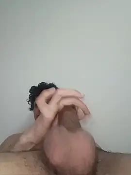 --hot-boy-- online show from April 22, 2026, 1:30 am