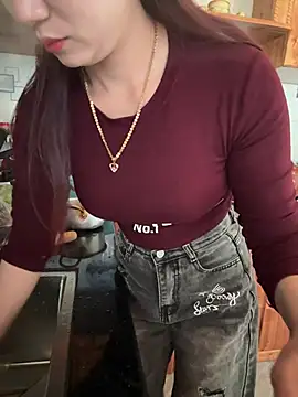 Junyy k2 online show from March 26, 2026, 2:28 am