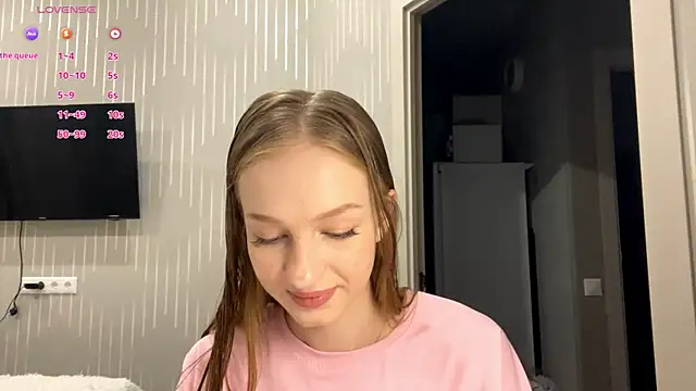 Anika Socutehe online show from June 5, 2026, 9:20 pm