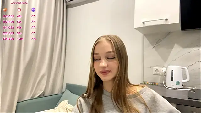 Anika Socutehe online show from June 14, 2026, 8:44 pm