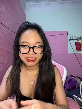 Leeeeiu online show from March 6, 2026, 3:19 pm