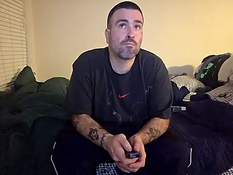 Biggbaddwulf7 online show from February 28, 2026, 10:38 am