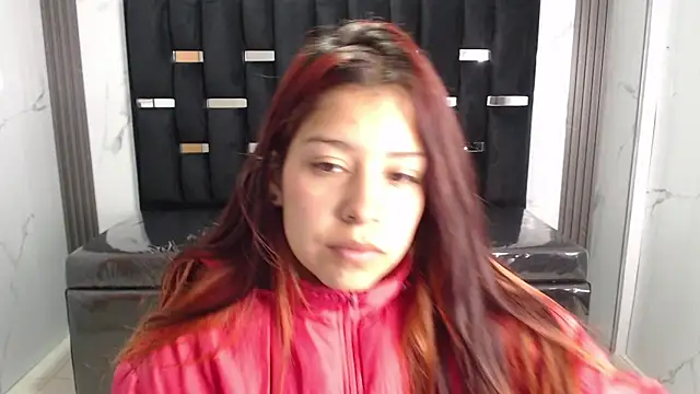 Sophirose a online show from March 3, 2026, 12:11 pm