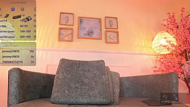 EsmeraldaGracee online show from April 21, 2026, 1:42 am