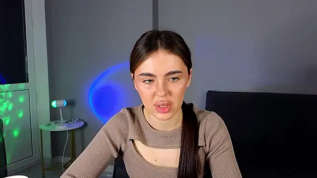 SheilaHigh online show from March 6, 2026, 3:19 pm