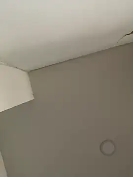 Alejandraa29 online show from March 4, 2026, 6:03 pm