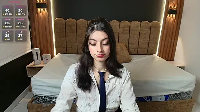 AmbarLee  online show from March 12, 2026, 12:11 pm