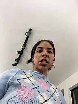 Snapshot of VioletaHills_ chatting on July 10, 2026, 12:08 pm VioletaHills online show from July 10, 2026, 12:08 pm