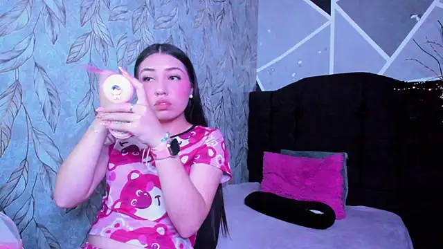 eilen pink online show from April 9, 2026, 12:32 pm