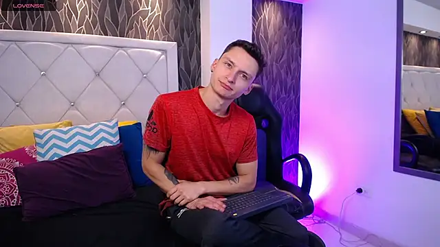 DIEGO JONES online show from March 10, 2026, 12:54 pm