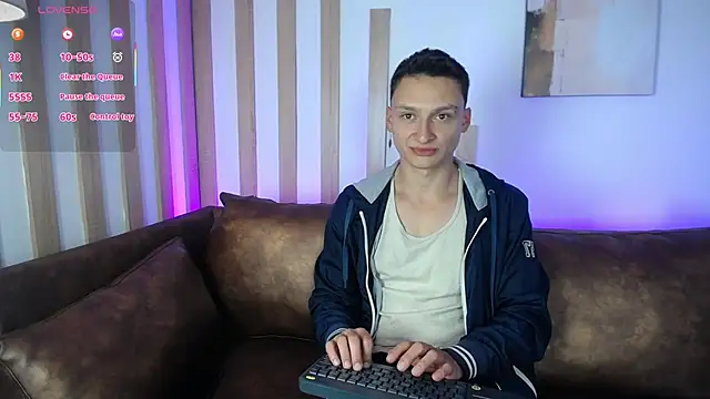 DIEGO JONES online show from June 9, 2026, 1:23 pm
