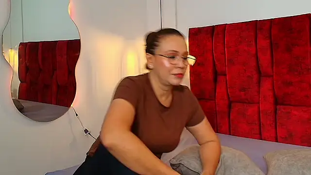  Monaliza  online show from March 28, 2026, 12:16 pm