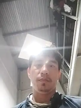 traiwe06 online show from March 18, 2026, 8:56 pm