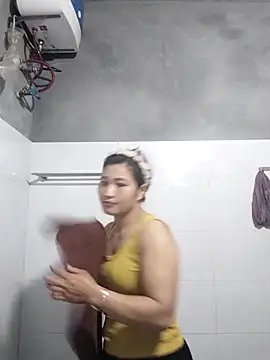 Lilinn  online show from March 14, 2026, 11:21 pm