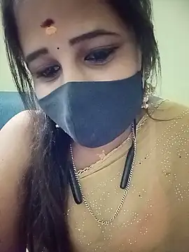 Snapshot of Tamil_Rani- chatting on July 3, 2026, 5:52 pm Tamil Rani- online show from July 3, 2026, 5:52 pm