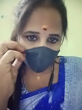Snapshot of Tamil_Rani- chatting on July 4, 2026, 5:30 pm Tamil Rani- online show from July 4, 2026, 5:30 pm