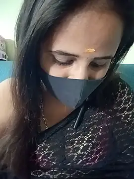Snapshot of Tamil_Rani- chatting on July 6, 2026, 5:48 am Tamil Rani- online show from July 6, 2026, 5:48 am
